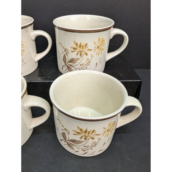 Vintage Royal Doulton Sandsprite Lambethware L.S. 1013 Flat Coffee Cup Set of 4 - Picture 3 of 7